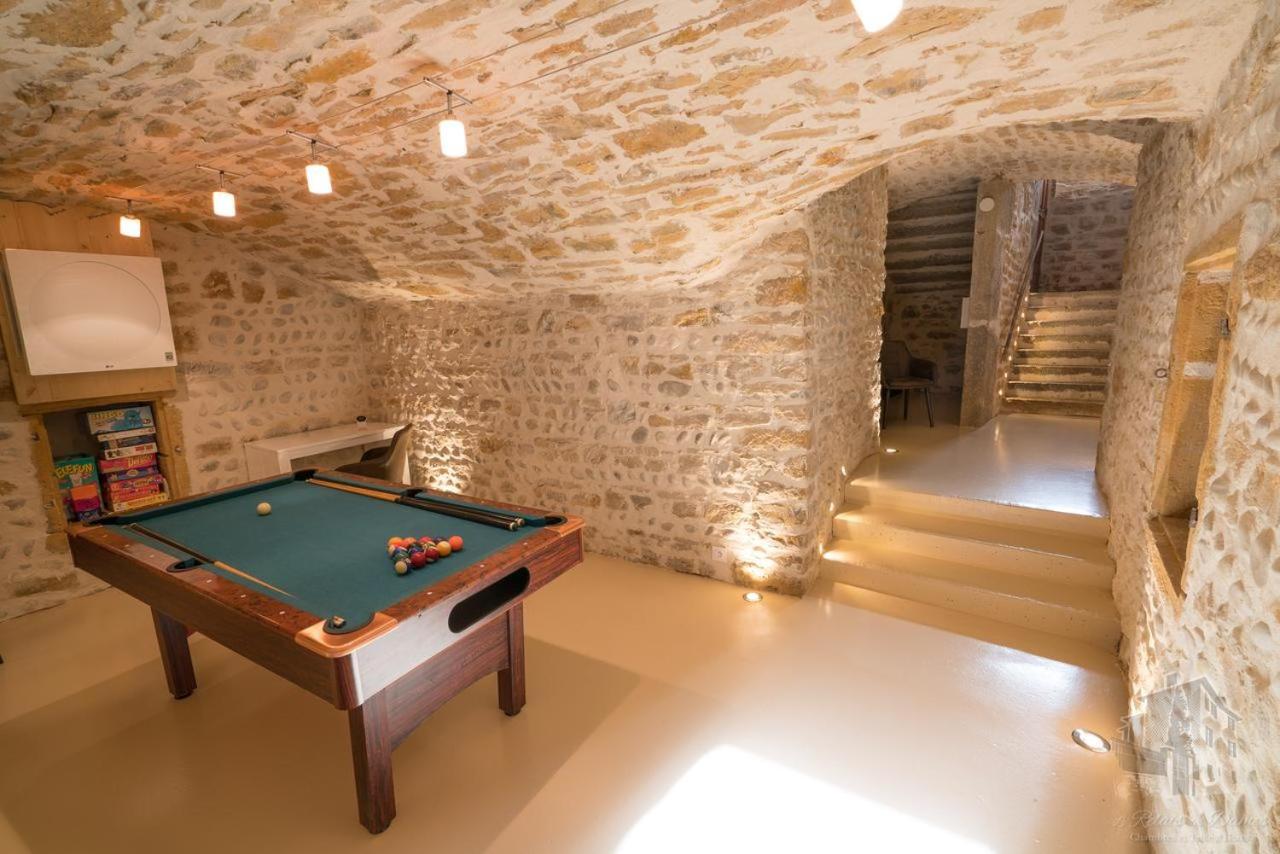 Bed and Breakfast Le Relais Des Dames Neuville-sur-Saône Exterior foto